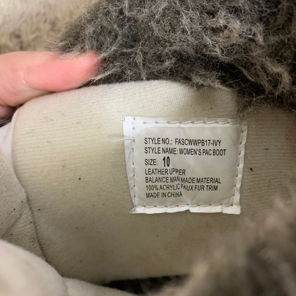 Field and stream snow boots size 10 - Picture 5 of 6